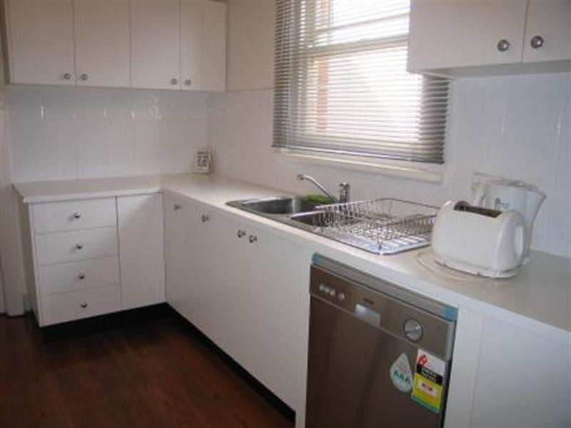 72 St Andrews Street, Brighton VIC 3186