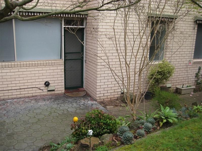 4/79 Cavanagh Street, Cheltenham VIC 3192