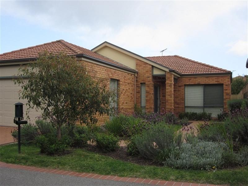 6 Soutar Place, Cheltenham VIC 3192