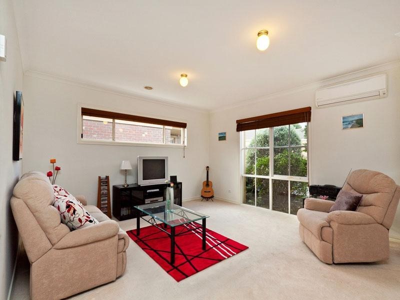 19C Oak Avenue, Cheltenham VIC 3192