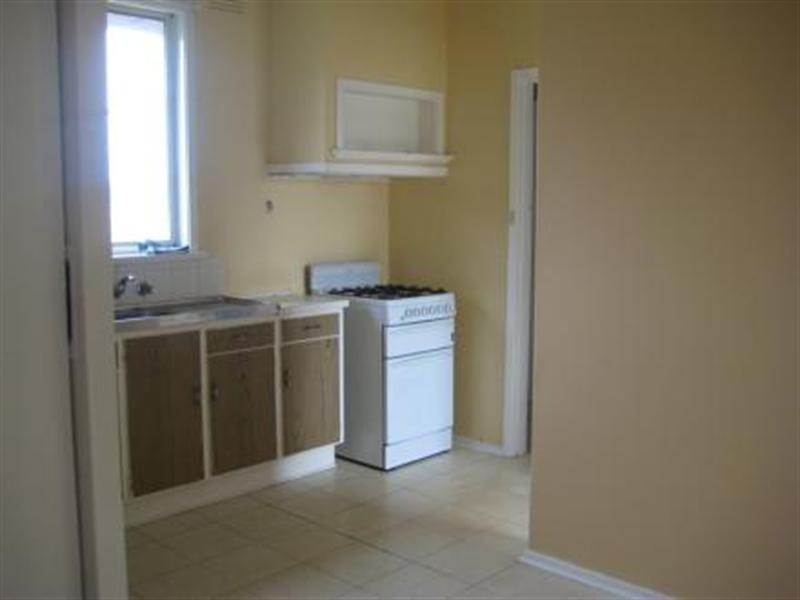 70 Bernard Street, Cheltenham VIC 3192