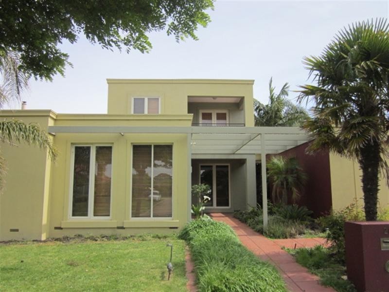 26 Fernhill Drive, Dingley Village VIC 3172