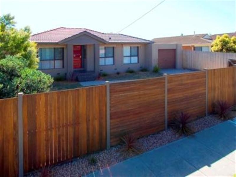 35 Benkel Avenue, Cheltenham VIC 3192