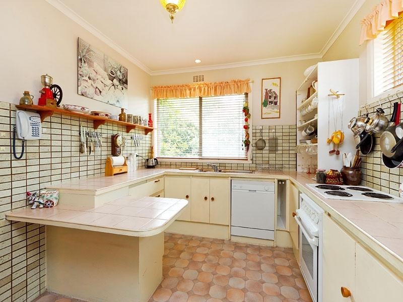 38 Weymar Street, Cheltenham VIC 3192