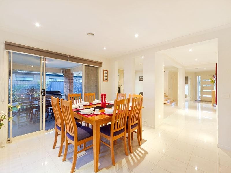 14 Shoalwater Drive, Waterways VIC 3195