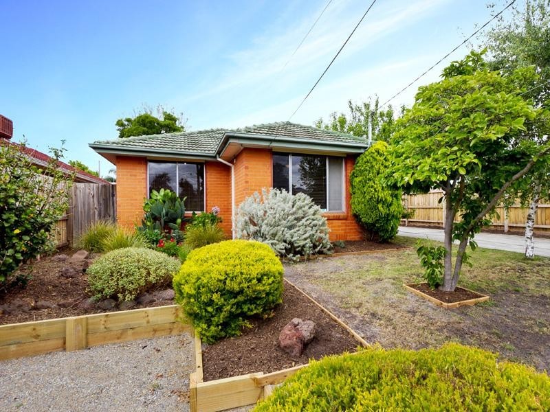 34 Beatrice Street, Cheltenham VIC 3192