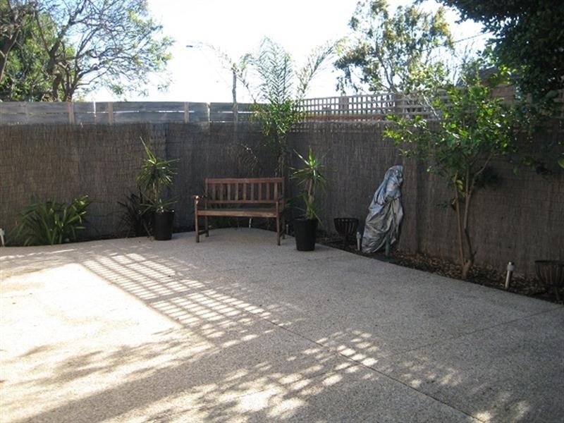 1/130 Warrigal Road, Mentone VIC 3194