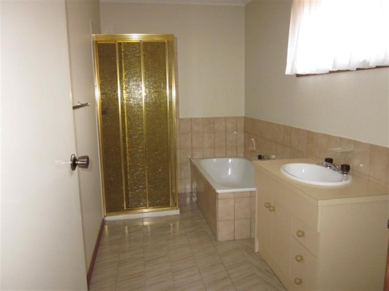 1/248 Warrigal Road, Cheltenham VIC 3192