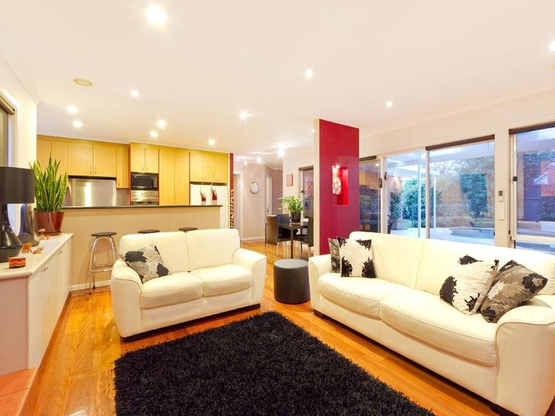 1 Maple Court, Cheltenham VIC 3192