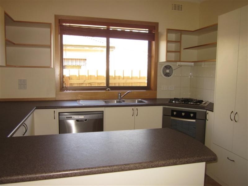 1/26 Munro Avenue, Edithvale VIC 3196