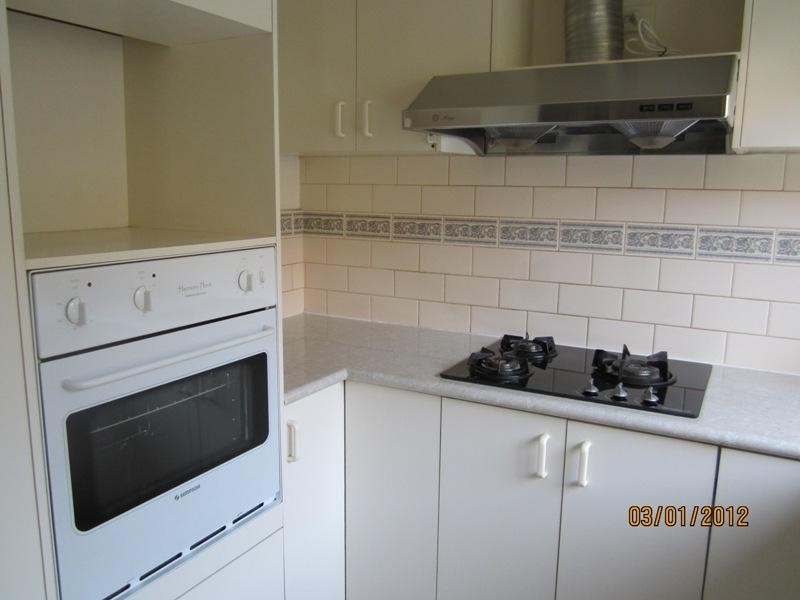 18 Tintern Mews, Cheltenham VIC 3192