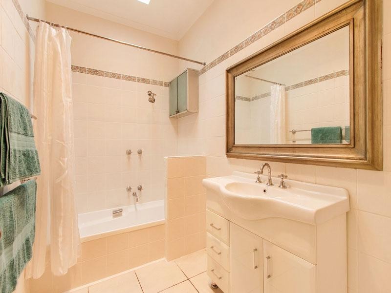 11A Bayliss Court, Cheltenham VIC 3192