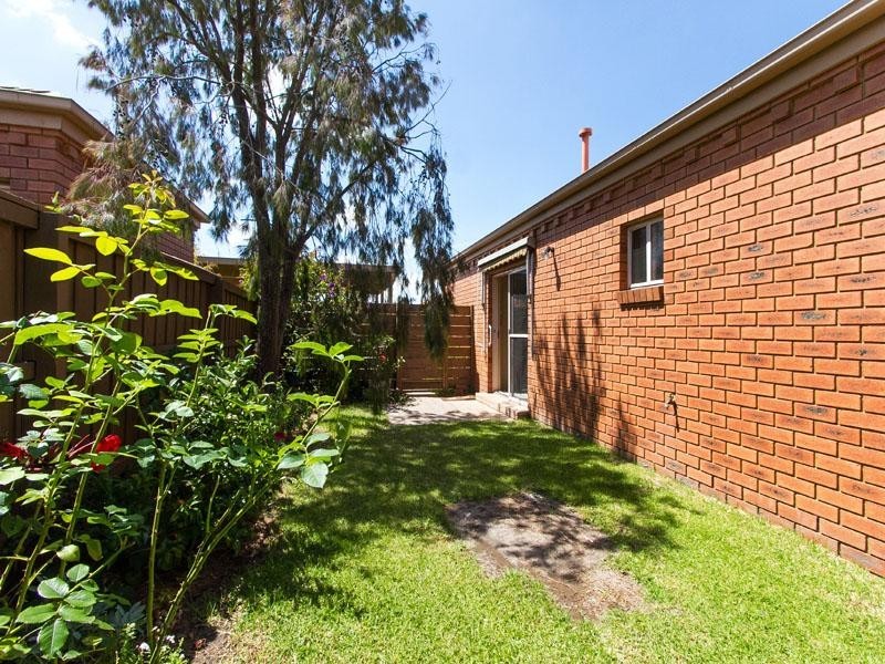 94/62-76 Cavanagh Street, Cheltenham VIC 3192