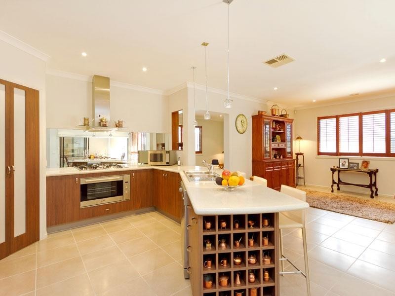 5 Moonrise Close, Waterways VIC 3195