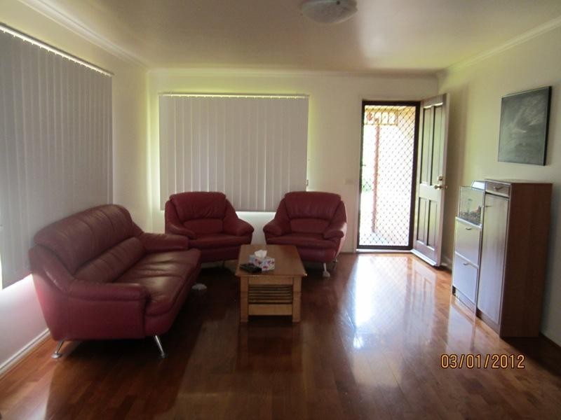 18 Tintern Mews, Cheltenham VIC 3192