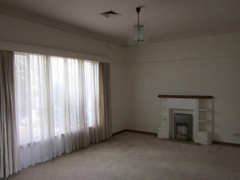 18 Mernda Avenue, Cheltenham VIC 3192