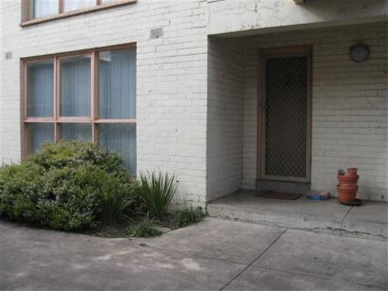 2/1379 Nepean Highway, Cheltenham VIC 3192