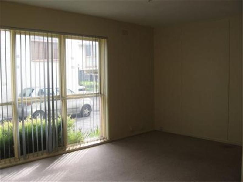 2/1379 Nepean Highway, Cheltenham VIC 3192