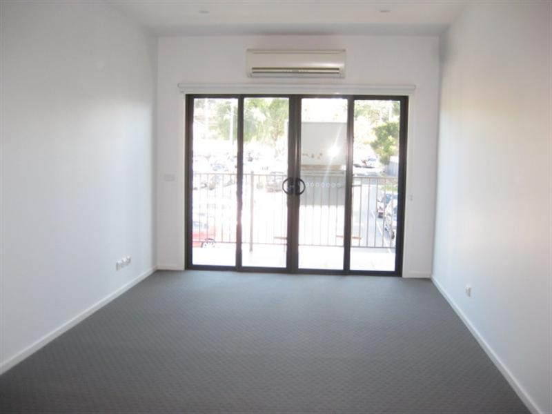 4/279 Charman Road, Cheltenham VIC 3192
