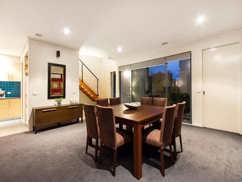 15 Fisher Mews, Waterways VIC 3195