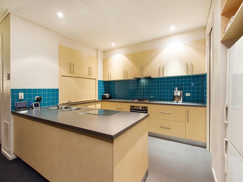 15 Fisher Mews, Waterways VIC 3195