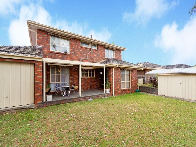 24 Kubis Crescent, Dingley Village VIC 3172