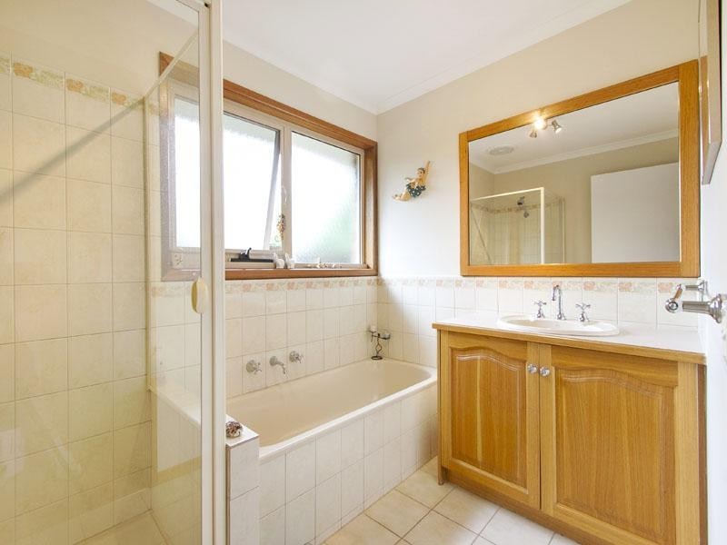 6A Janice Avenue, Cheltenham VIC 3192