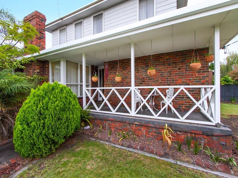 18 Willow Avenue, Cheltenham VIC 3192