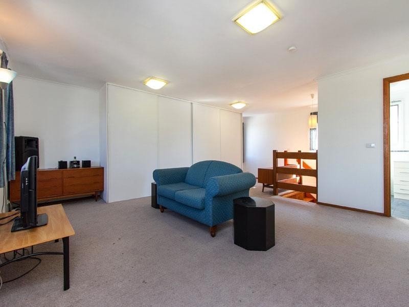 18 Willow Avenue, Cheltenham VIC 3192