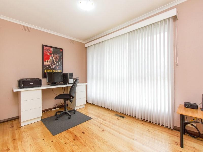 18 Willow Avenue, Cheltenham VIC 3192