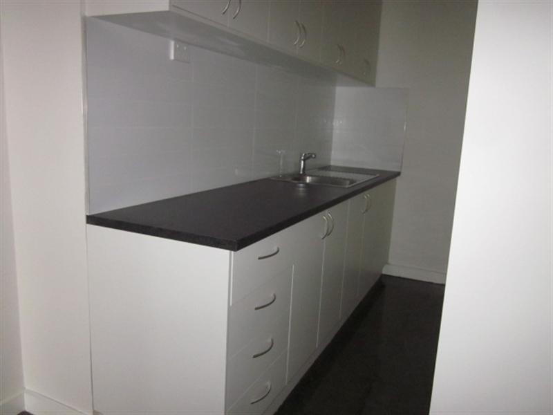 19 Follett Road, Cheltenham VIC 3192