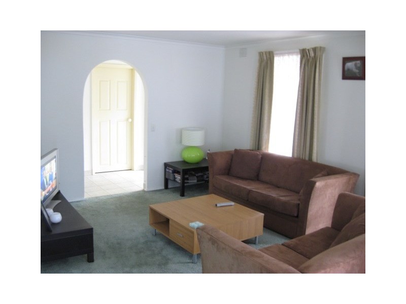 80 Village Drive, Dingley Village VIC 3172