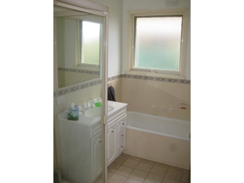 80 Village Drive, Dingley Village VIC 3172