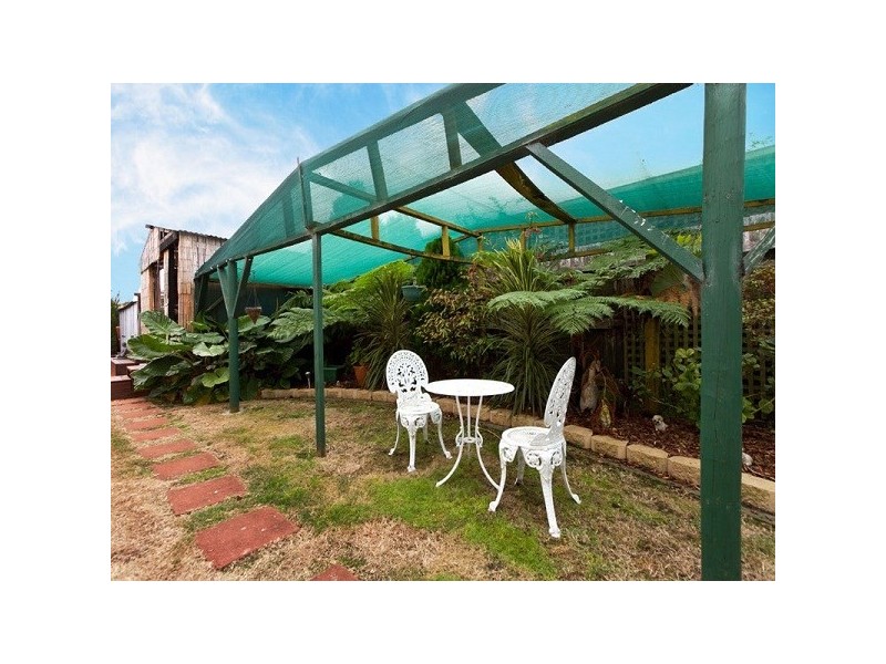 80 Village Drive, Dingley Village VIC 3172