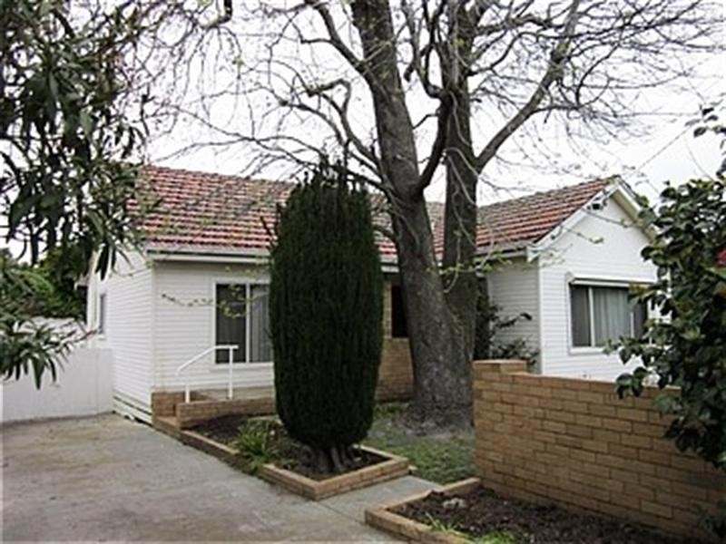 18 Mernda Street, Cheltenham VIC 3192