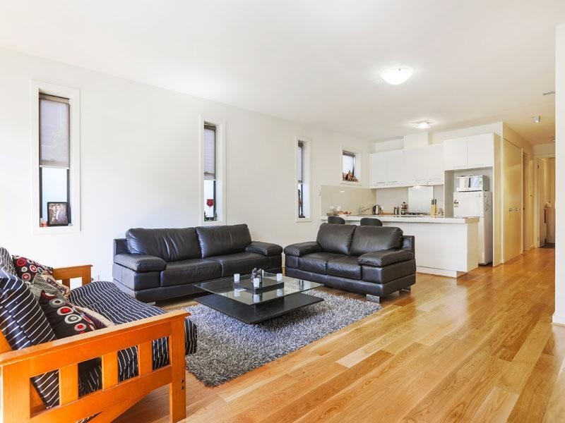 3/3 Evergreen Circuit, Cheltenham VIC 3192