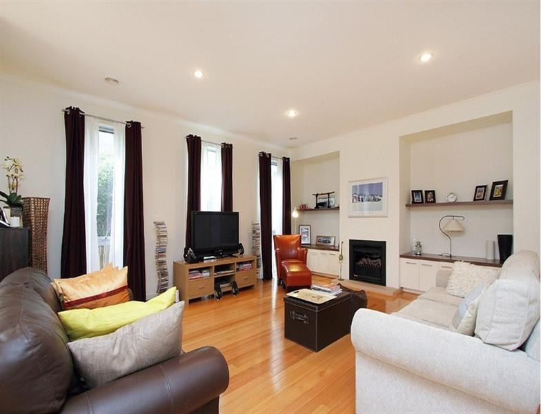 13 Linlithgow Terrace, Waterways VIC 3195