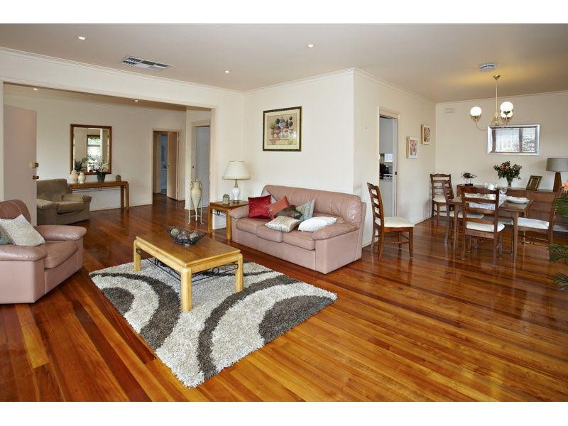 6 Reuben Street, Cheltenham VIC 3192