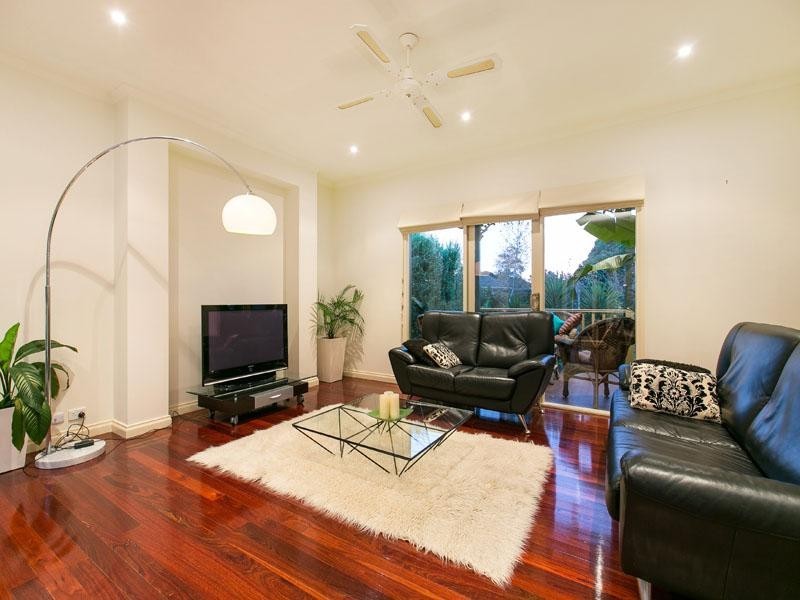 1/26 Delos Street, Oakleigh South VIC 3167