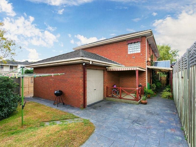 2 Juan Court, Dingley Village VIC 3172