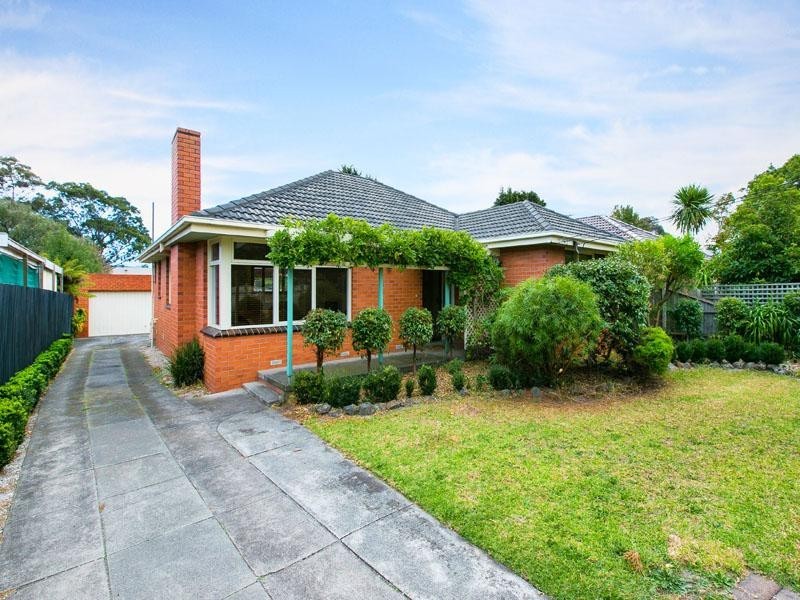 4 St Marks Close, Dingley Village VIC 3172