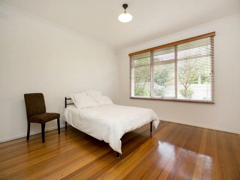 4 St Marks Close, Dingley Village VIC 3172