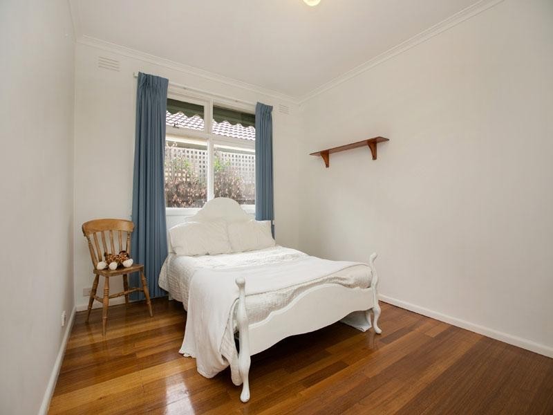 4 St Marks Close, Dingley Village VIC 3172