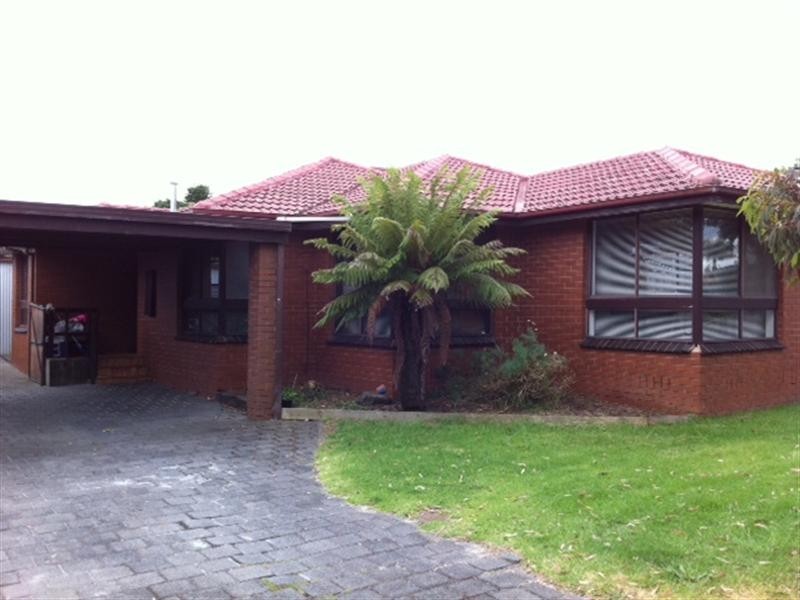 74 Howard Road, Dingley Village VIC 3172