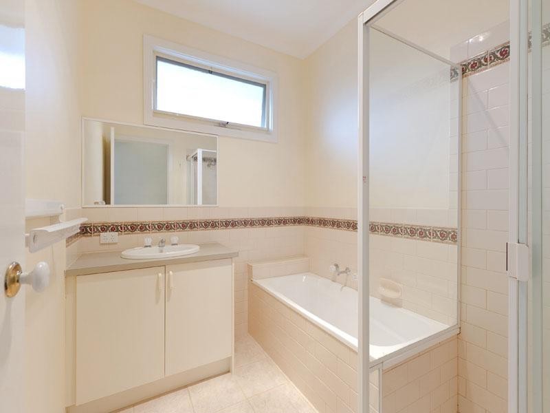 5/28 Howard Road, Dingley Village VIC 3172