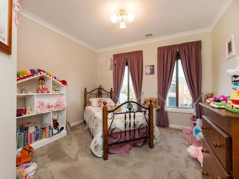 23 Jolimont Place, Dingley Village VIC 3172