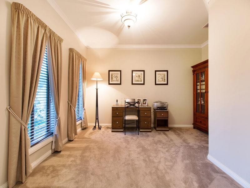 23 Jolimont Place, Dingley Village VIC 3172