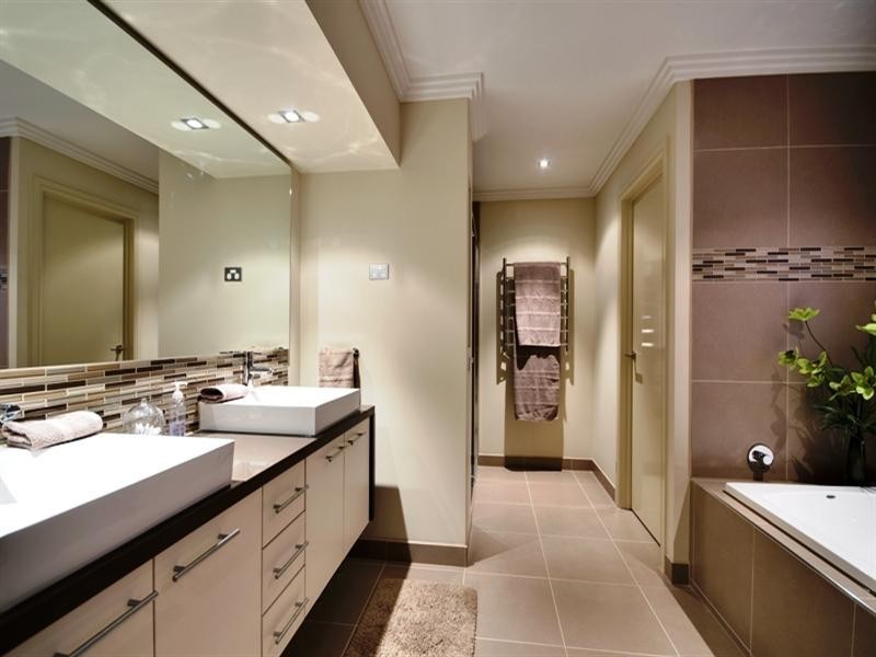 3 Waterside Drive, Waterways VIC 3195