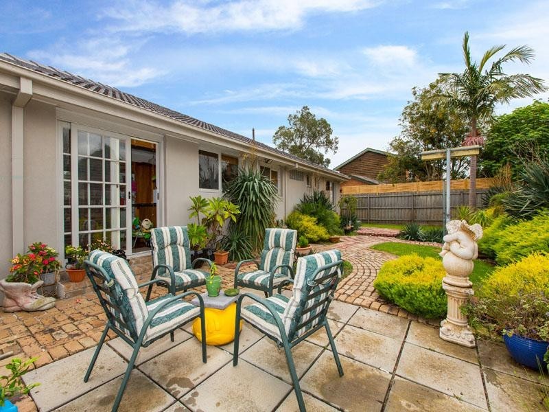 18 Pankina Court, Dingley Village VIC 3172