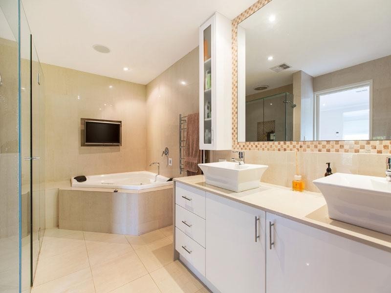 58 Golfwood Close, Dingley Village VIC 3172